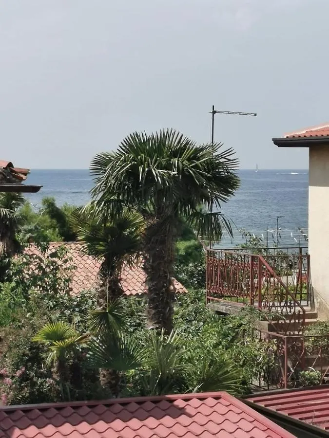 App Palcic K Novigrad (Istria)